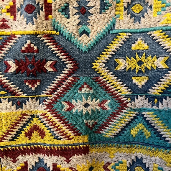 Women’s Large LuLaRoe Embroidered Denim Jacket - Picture 3 of 5